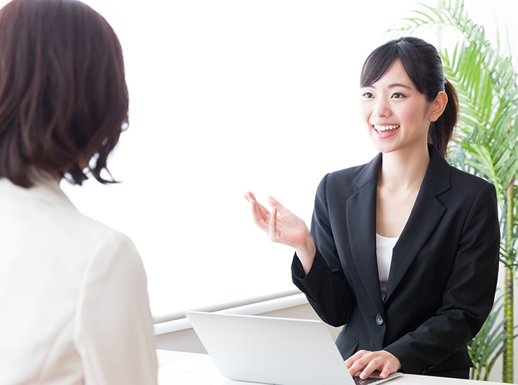 採用後も定期的に面談を行う